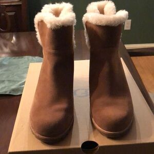 UGG Seyline Wedge Boots
